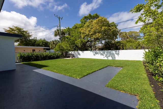 1681 NE 39th Street, Pompano Beach, FL 33064