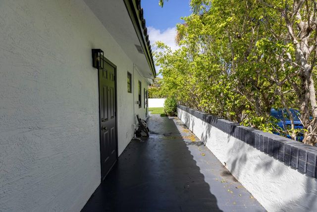 1681 NE 39th Street, Pompano Beach, FL 33064