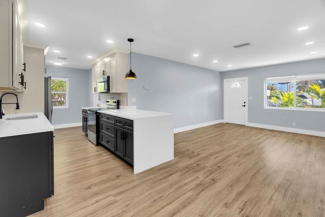 1681 NE 39th Street, Pompano Beach, FL 33064