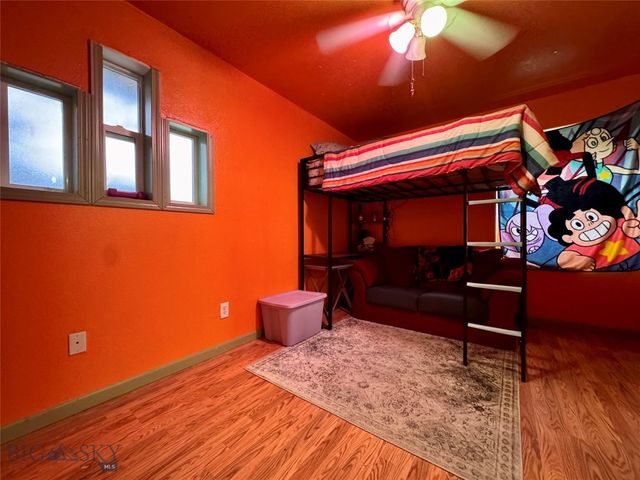 511 Garnier Ave, Livingston, MT 59047