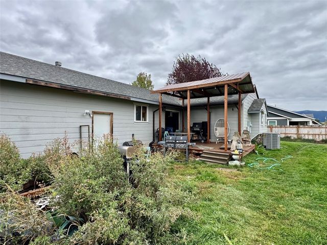 511 Garnier Ave, Livingston, MT 59047