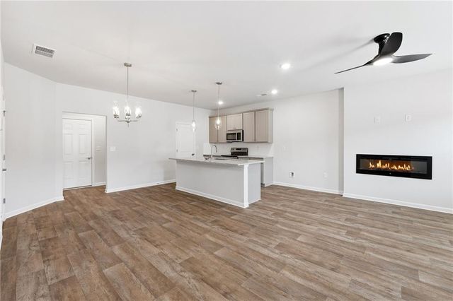 3639 PARKWAY JAMES Drive, Snellville, GA 30039