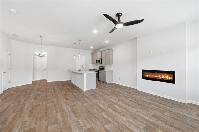 3639 PARKWAY JAMES Drive, Snellville, GA 30039