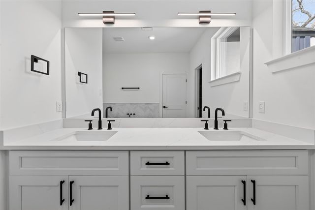 953 Highland Light Lane, Houston, TX 77091