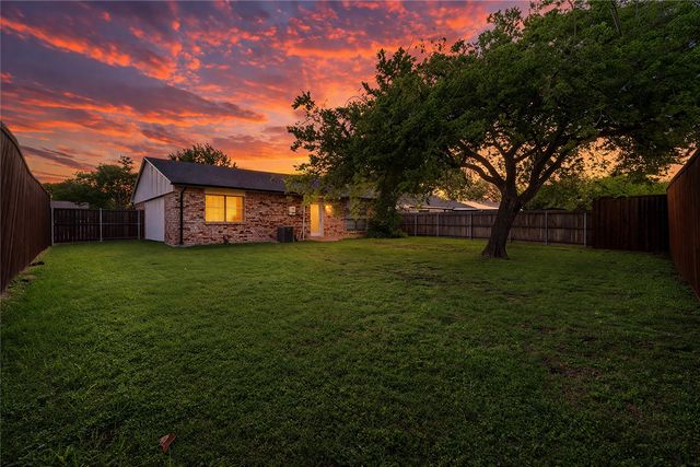 5016 Griffin, The Colony, TX 75056
