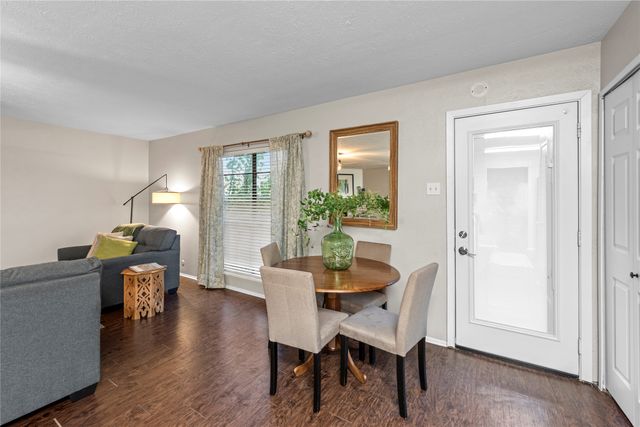 5016 Griffin, The Colony, TX 75056