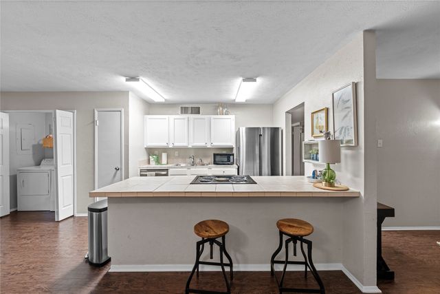 5016 Griffin, The Colony, TX 75056