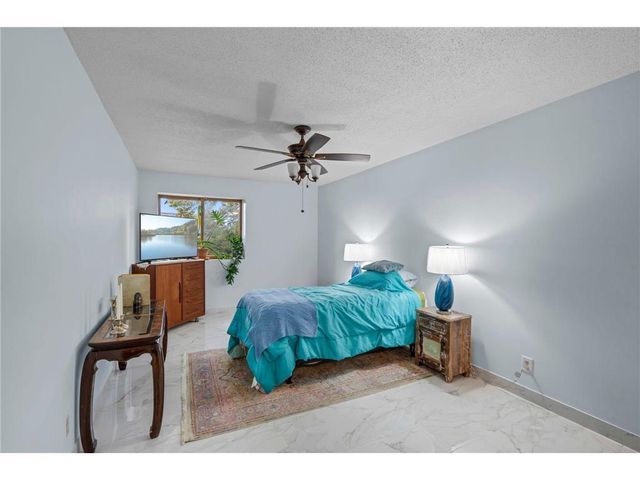 311 Pleasant Avenue 301, Saint Paul, MN 55102