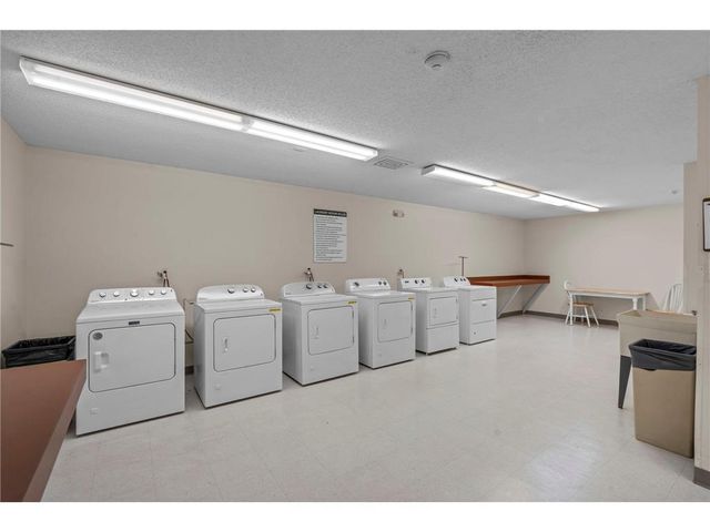 311 Pleasant Avenue 301, Saint Paul, MN 55102