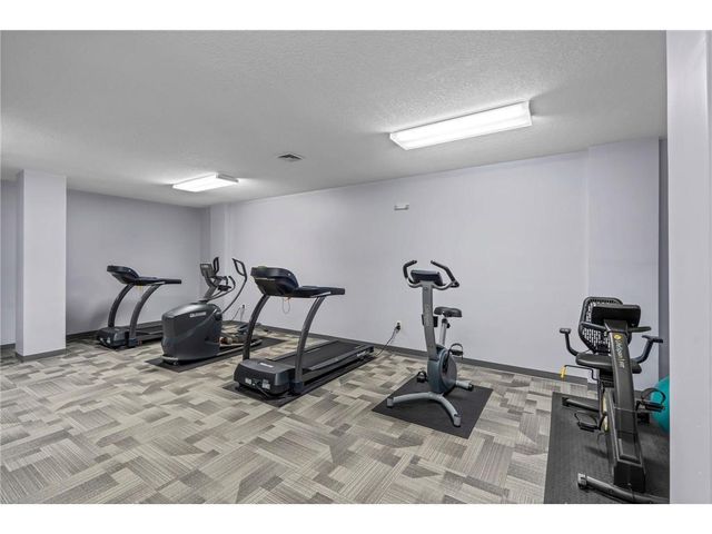 311 Pleasant Avenue 301, Saint Paul, MN 55102