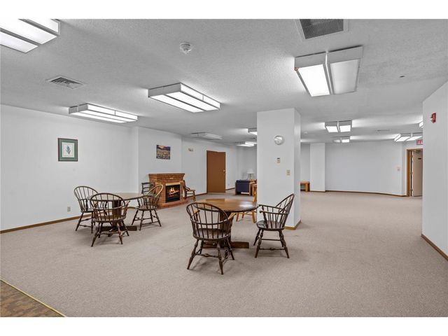 311 Pleasant Avenue 301, Saint Paul, MN 55102