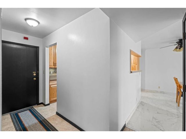 311 Pleasant Avenue 301, Saint Paul, MN 55102