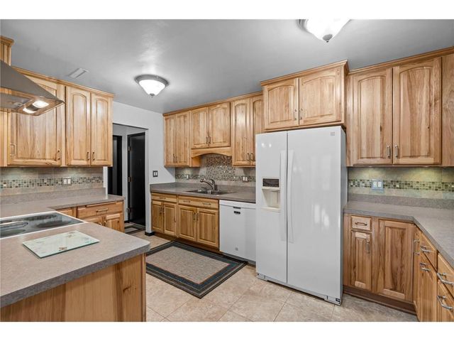 311 Pleasant Avenue 301, Saint Paul, MN 55102