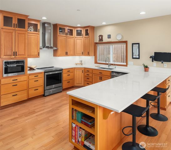 16532 87th Avenue SW, Vashon, WA 98070
