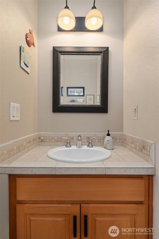 16532 87th Avenue SW, Vashon, WA 98070