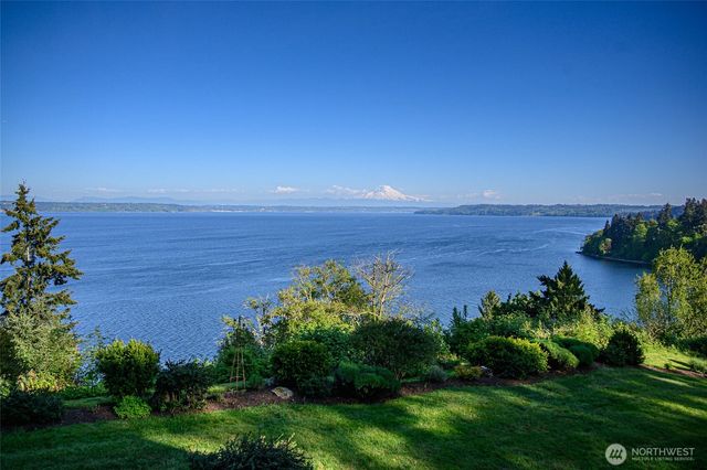 16532 87th Avenue SW, Vashon, WA 98070