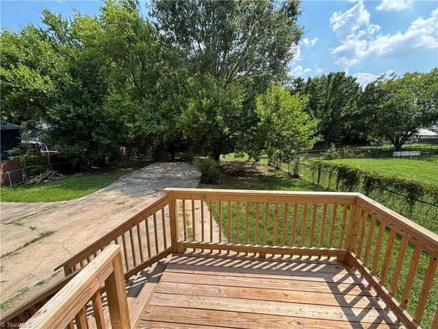 311 Culbreth Avenue, Thomasville, NC 27360