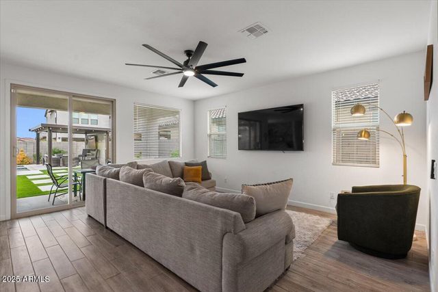 9740 E SEISMIC Avenue, Mesa, AZ 85212