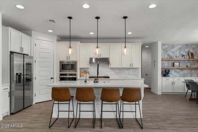 9740 E SEISMIC Avenue, Mesa, AZ 85212