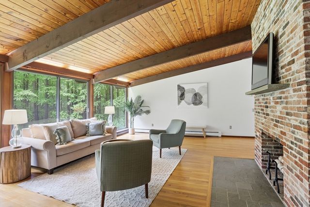 39 Long Ridge Road, Carlisle, MA 01741