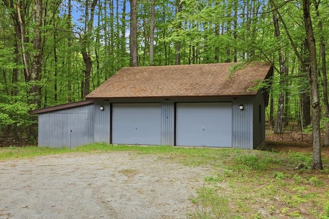 39 Long Ridge Road, Carlisle, MA 01741