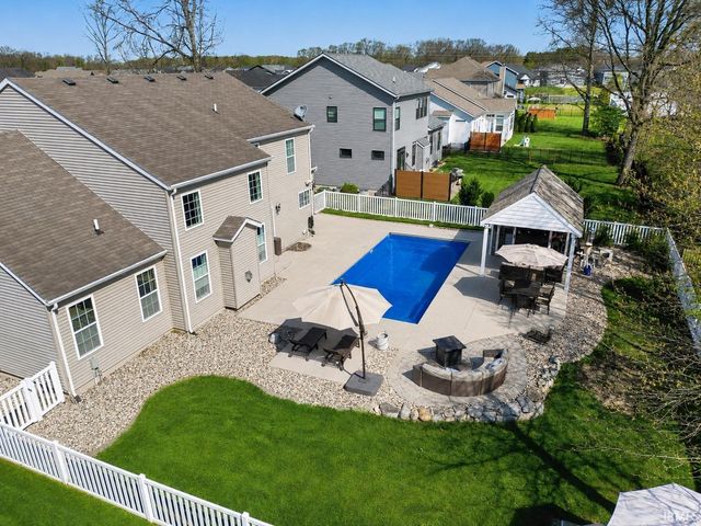 54732 Sacramento Meadows Drive, Osceola, IN 46561