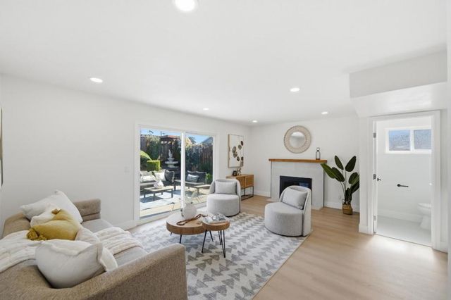 7081 Ann Arbor Way, Dublin, CA 94568