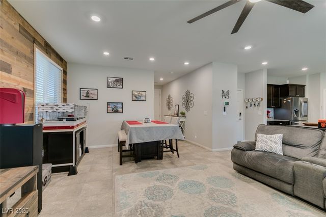 4323 Creekside Cavern Avenue, North Las Vegas, NV 89084