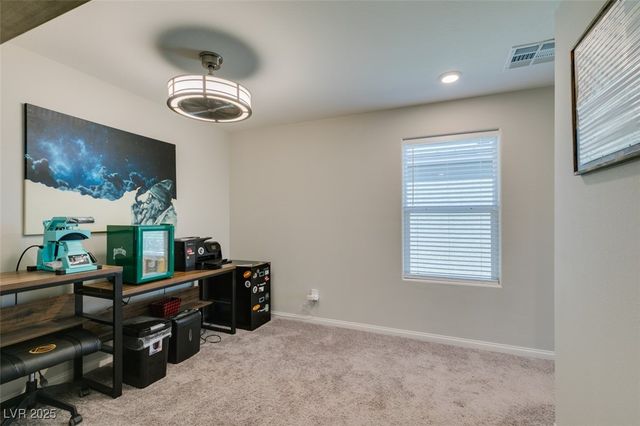4323 Creekside Cavern Avenue, North Las Vegas, NV 89084