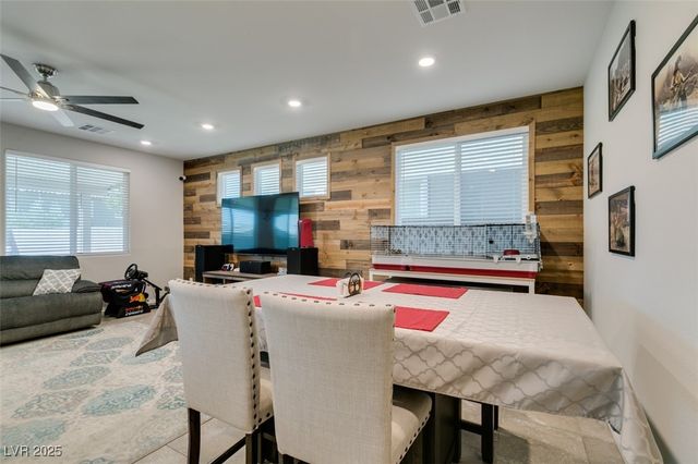 4323 Creekside Cavern Avenue, North Las Vegas, NV 89084