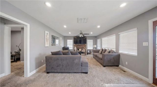 3558 Washington, Riverside, CA 92504