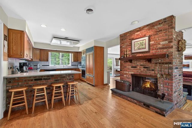 17 Appert Terrace, Mahwah, NJ 07430