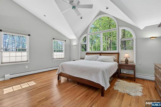 17 Appert Terrace, Mahwah, NJ 07430
