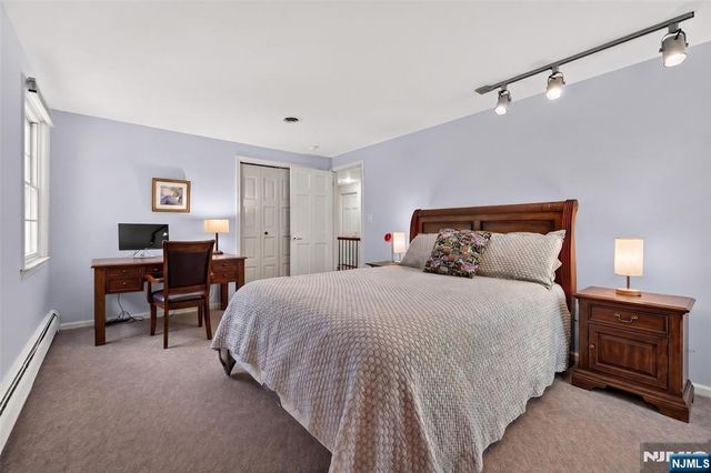 17 Appert Terrace, Mahwah, NJ 07430