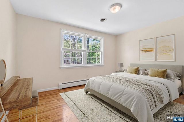 17 Appert Terrace, Mahwah, NJ 07430
