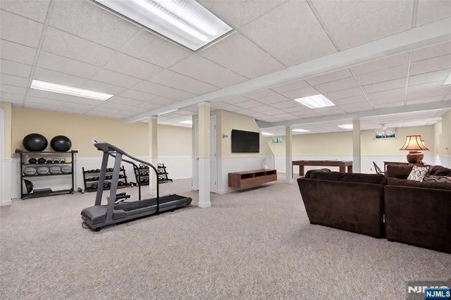 17 Appert Terrace, Mahwah, NJ 07430