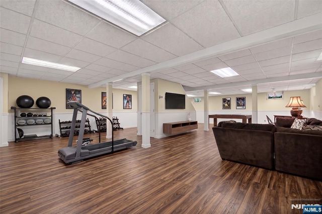 17 Appert Terrace, Mahwah, NJ 07430