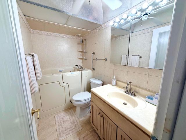 133 N Pompano Beach Boulevard 709, Pompano Beach, FL 33062