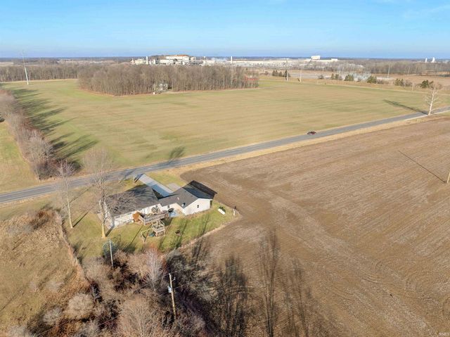 5514 State Road 8, Auburn, IN 46706