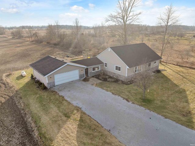 5514 State Road 8, Auburn, IN 46706