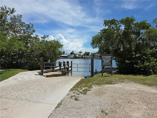 187 2nd ST, Bonita Springs, FL 34134