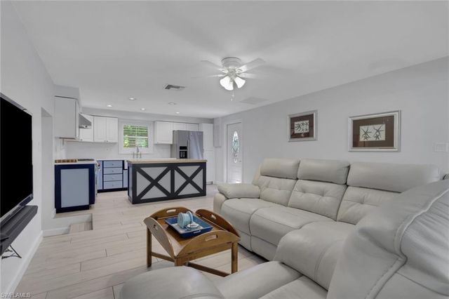 187 2nd ST, Bonita Springs, FL 34134