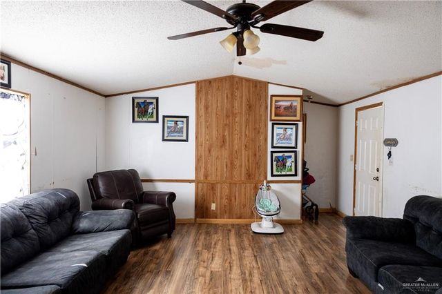 808 Park Road, Alamo, TX 78516