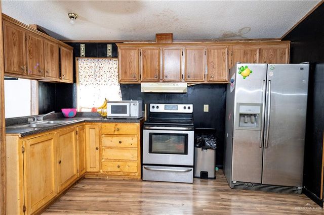 808 Park Road, Alamo, TX 78516