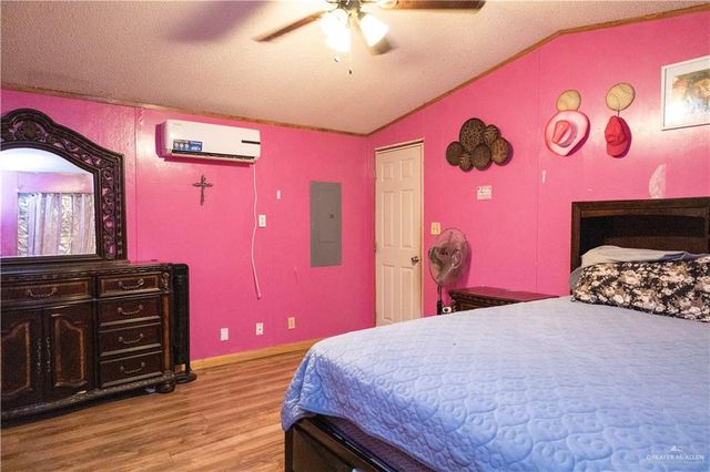 808 Park Road, Alamo, TX 78516