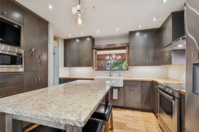 401 OLD MILL POND ROAD, Palm Harbor, FL 34683