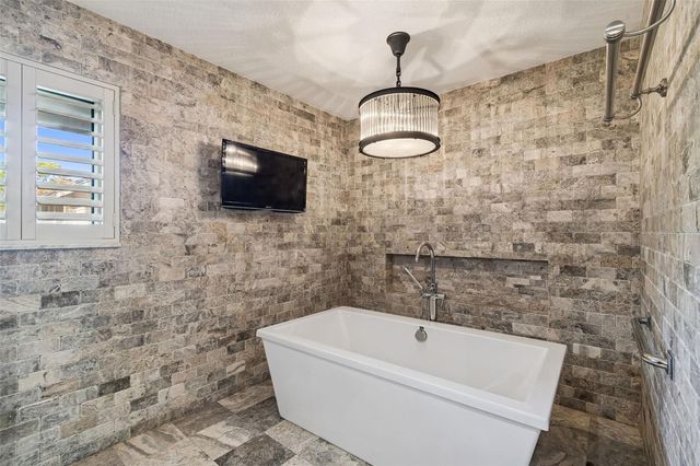 401 OLD MILL POND ROAD, Palm Harbor, FL 34683