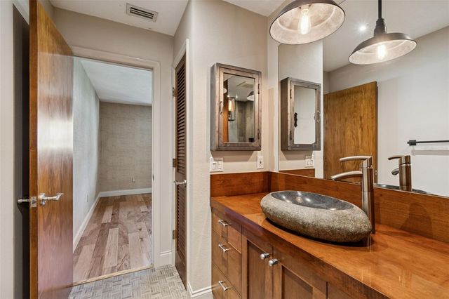 401 OLD MILL POND ROAD, Palm Harbor, FL 34683