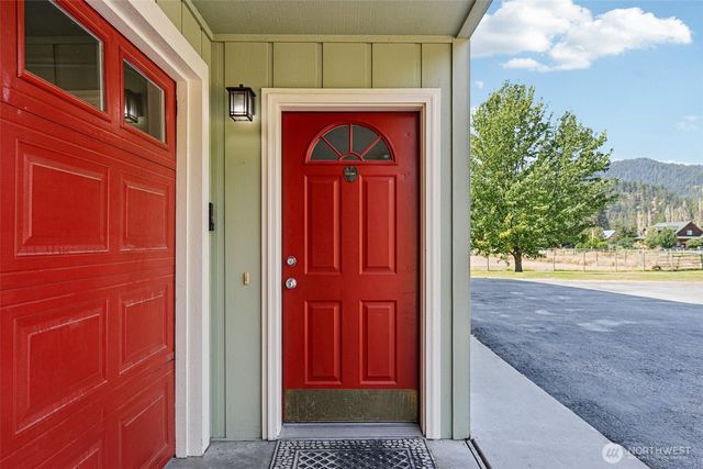 18527 Hazel Street, Leavenworth, WA 98826