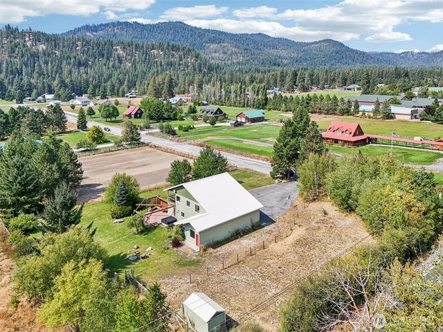 18527 Hazel Street, Leavenworth, WA 98826